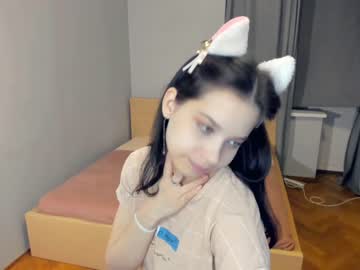 girl
        cherry_tery cam image #985857