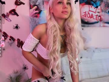 girl
        jolly_bellle cam image #3600689