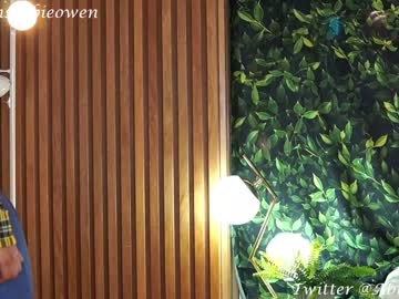 girl
        abie_owen cam image #3528714