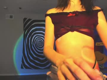 girl
        salemhex cam image #1153393