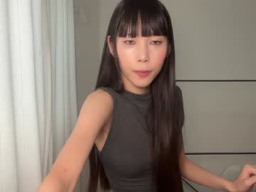 girl
        yuna_japan cam image #2978167