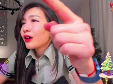 girl
        natsumiito cam image #2113445