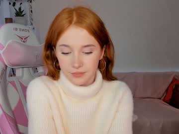 girl
        madeline_jackson cam image #1609508