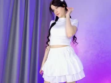 girl
        karmacollins cam image #4235533