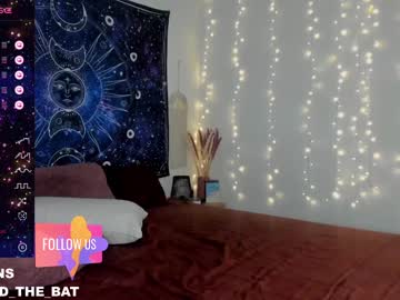 girl
        theselina_kyle cam image #1607784