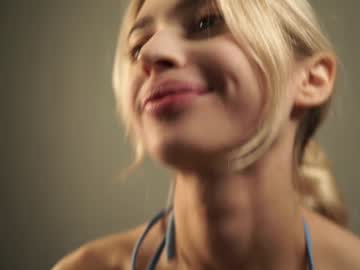 girl
        cuteelsa_ cam image #1331956