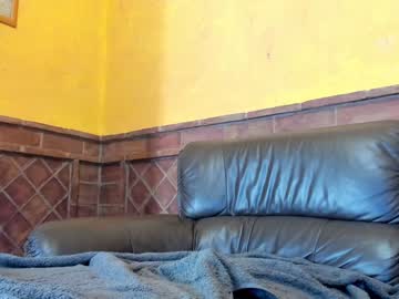 girl
        molly_watson cam image #1055231