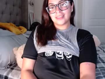 girl
        lopezbecky cam image #1598767