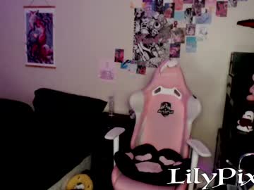 girl
        lilypixel cam image #665681