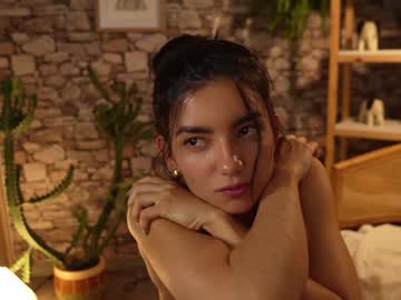girl
        urcutelinda cam image #3365065