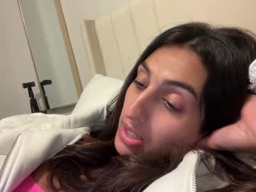 girl
        camiliakxoxo cam image #4069386