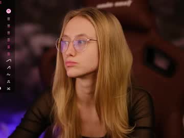 girl
        angeellina cam image #4163911