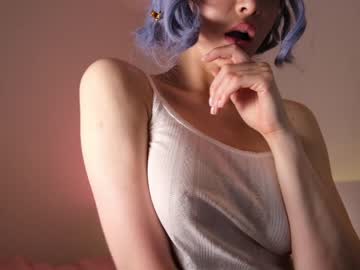 girl
        reei__ cam image #1465326