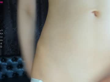 girl
        peachmila cam image #1845691