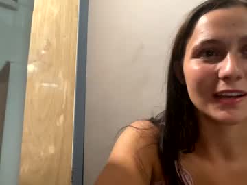 girl
        amberp44 cam image #3067966