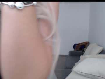 girl
        secretgoddess0 cam image #1303032