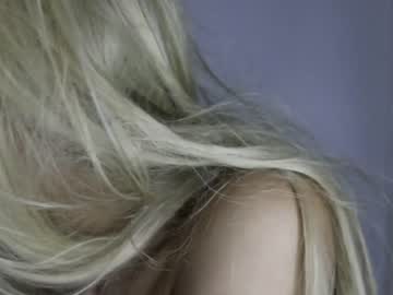 girl
        wendy_daniela cam image #1152301