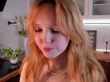girl
        maudbayles cam image #3573057
