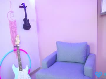 girl
        little_effy18_ cam image #4173633