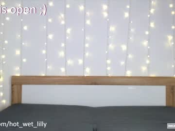 girl
        hot_wet_lilly cam image #1525121