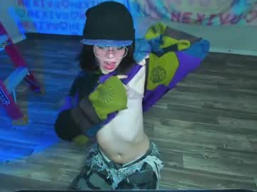 girl
        hexivu cam image #2173968