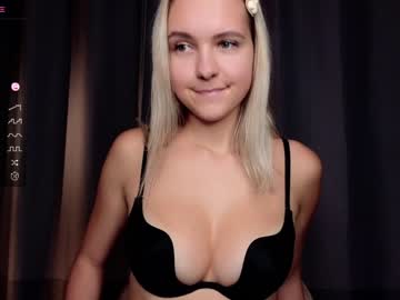 girl
        beverly_hillls cam image #2605820