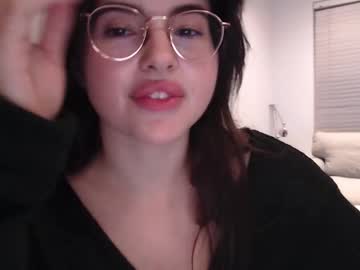 girl
        playnofuckinggames cam image #3435728
