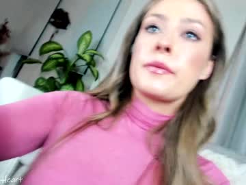 girl
        x_lily_x cam image #109342