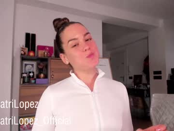 girl
        crazypaty cam image #2515840