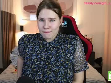 girl
        girl_u_never_met cam image #1875073