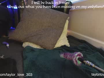 girl
        taylor_love_303 cam image #376522