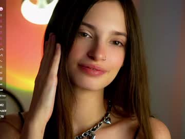 girl
        sonyaericsson cam image #3621457