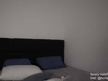 girl
        honeyyykate cam image #2918024