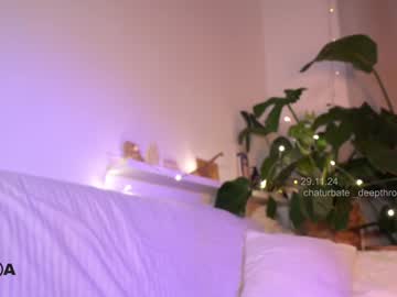 girl
        _deepthroatgalactica cam image #3723041