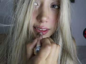 girl
        wendy_daniela cam image #1511614