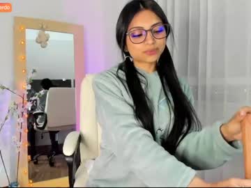 girl
        sweet_littleee cam image #733221