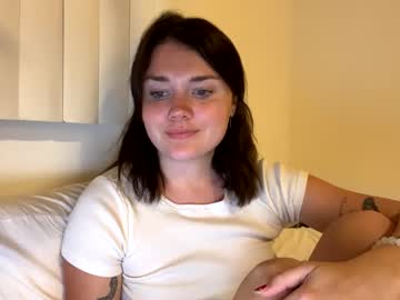 girl
        cassidyyqueen cam image #1288072