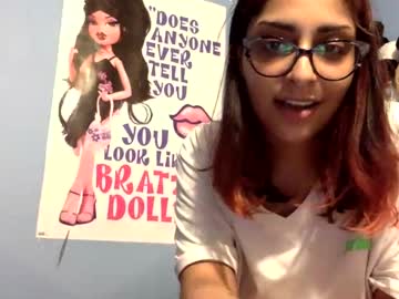 girl
        heavensbunny cam image #4198570