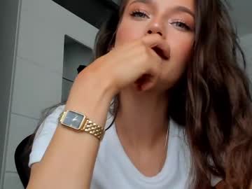 girl
        isia_slay cam image #490314