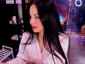 girl
        alma_pearl cam image #4597373