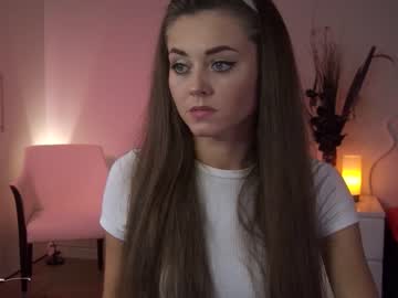 girl
        lettymoa cam image #162505