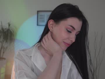 girl
        sophia_lean cam image #1101080
