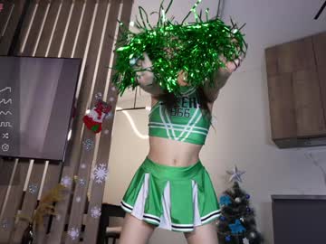 girl
        monika_youthfull cam image #3961941