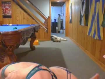 girl
        rosegold18 cam image #2262191