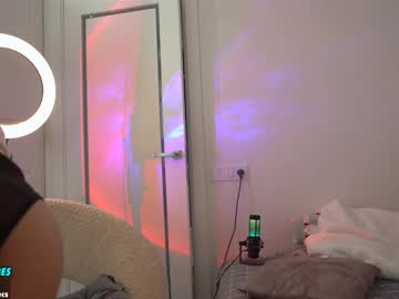 girl
        sweety_rinushka_ cam image #3598492