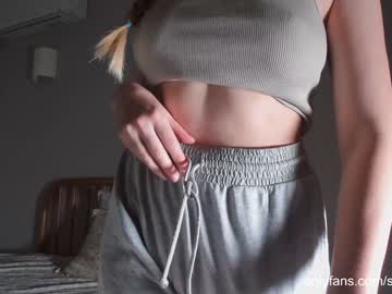 girl
        _o0o__ cam image #3446426