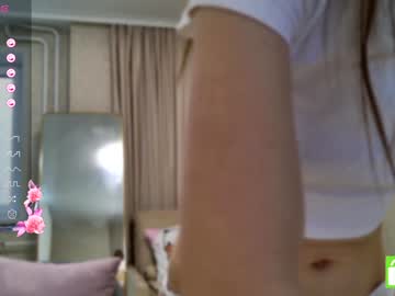 girl
        unarks cam image #4017194