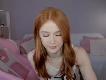 girl
        leahsthetics cam image #4529642