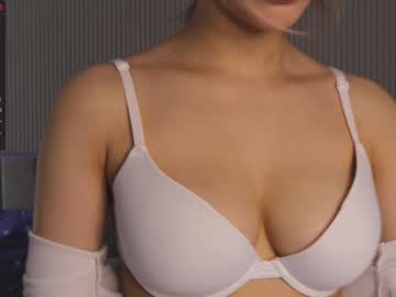 girl
        angella_kleee cam image #1168534