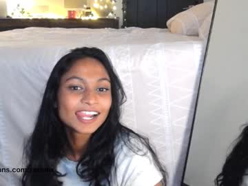 girl
        xzaramx cam image #3536451